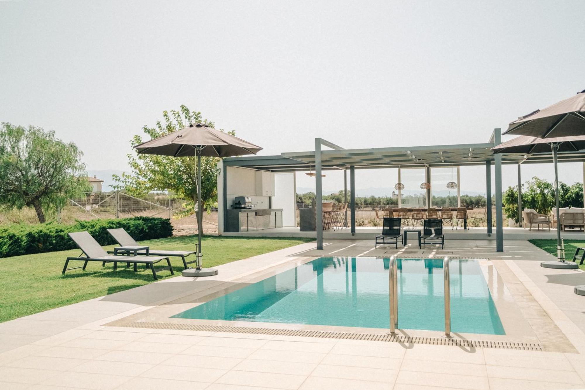 Helios A Modern Large Villa With Private Pool Set In A Quiet Location Stavros  Exterior photo