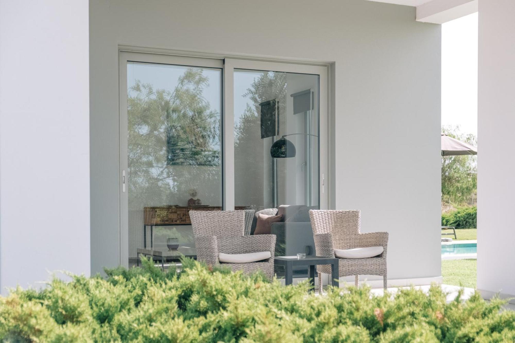 Helios A Modern Large Villa With Private Pool Set In A Quiet Location Stavros  Exterior photo